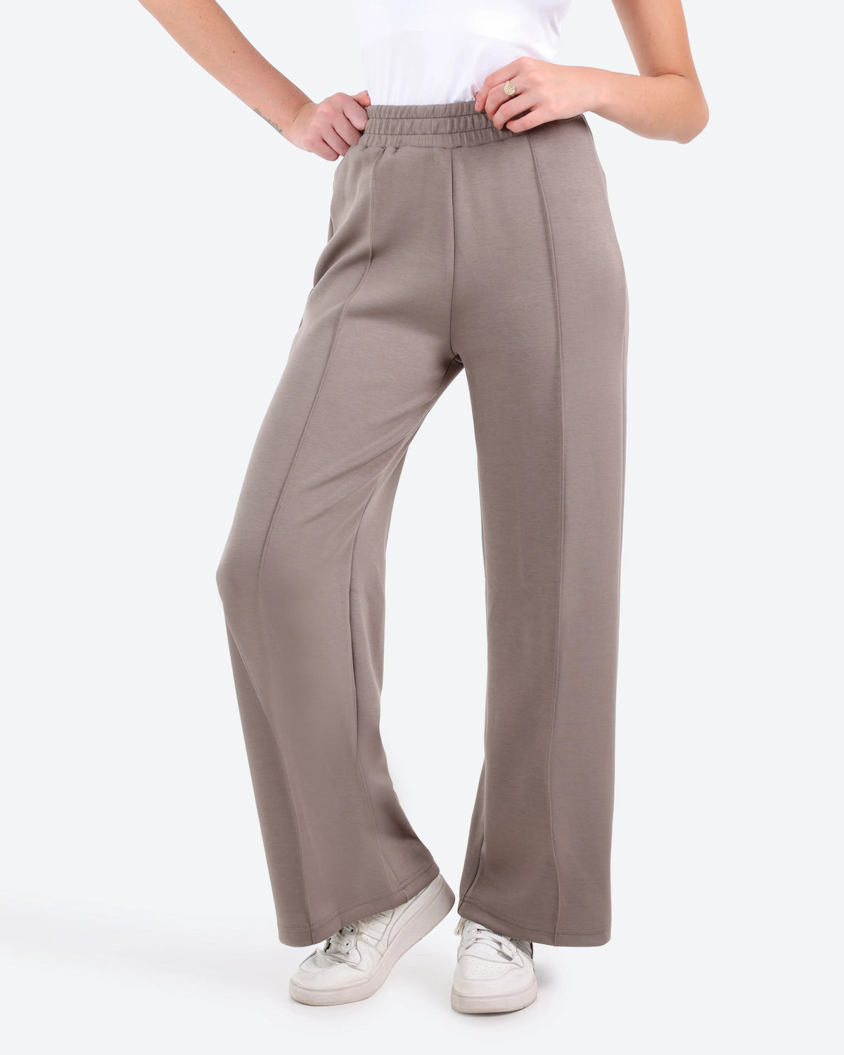 Women's Pleated Wide-Leg Pants