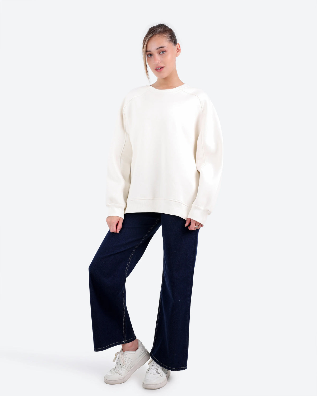 Women's Basic Sweatshirt