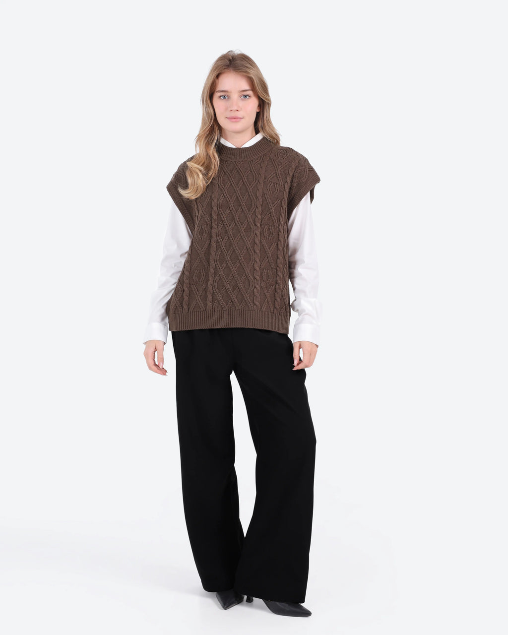 Women's Cable Knit Vest