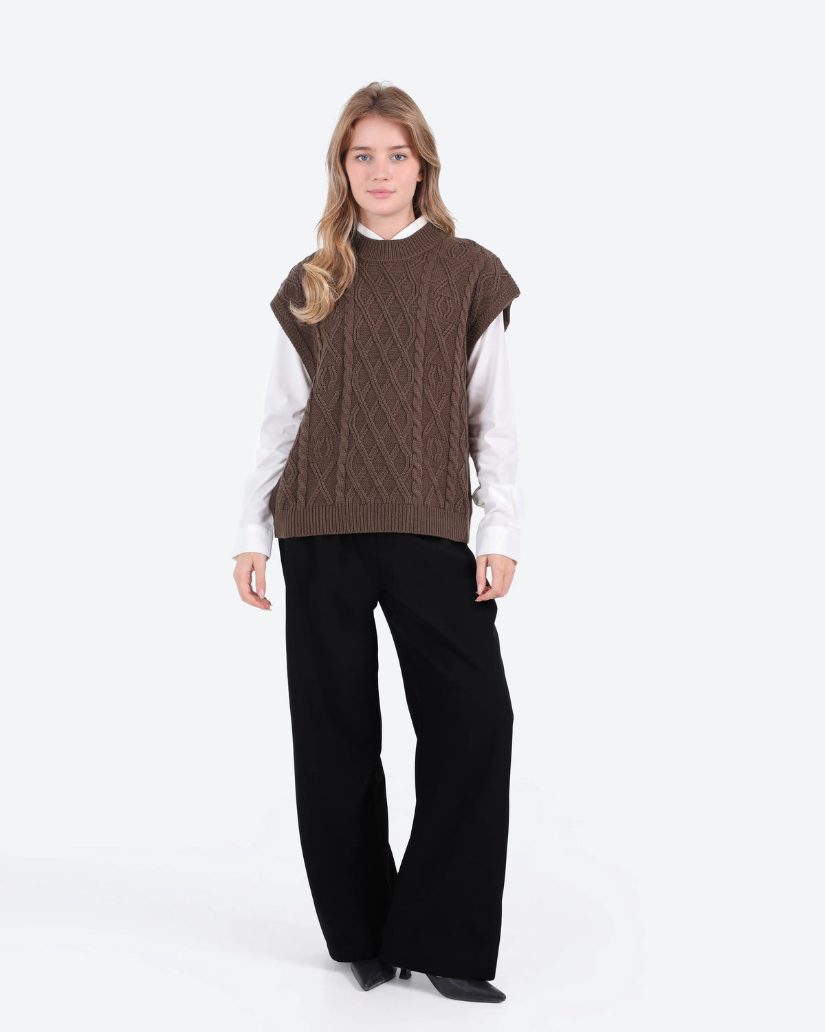 Women's Cable Knit Vest