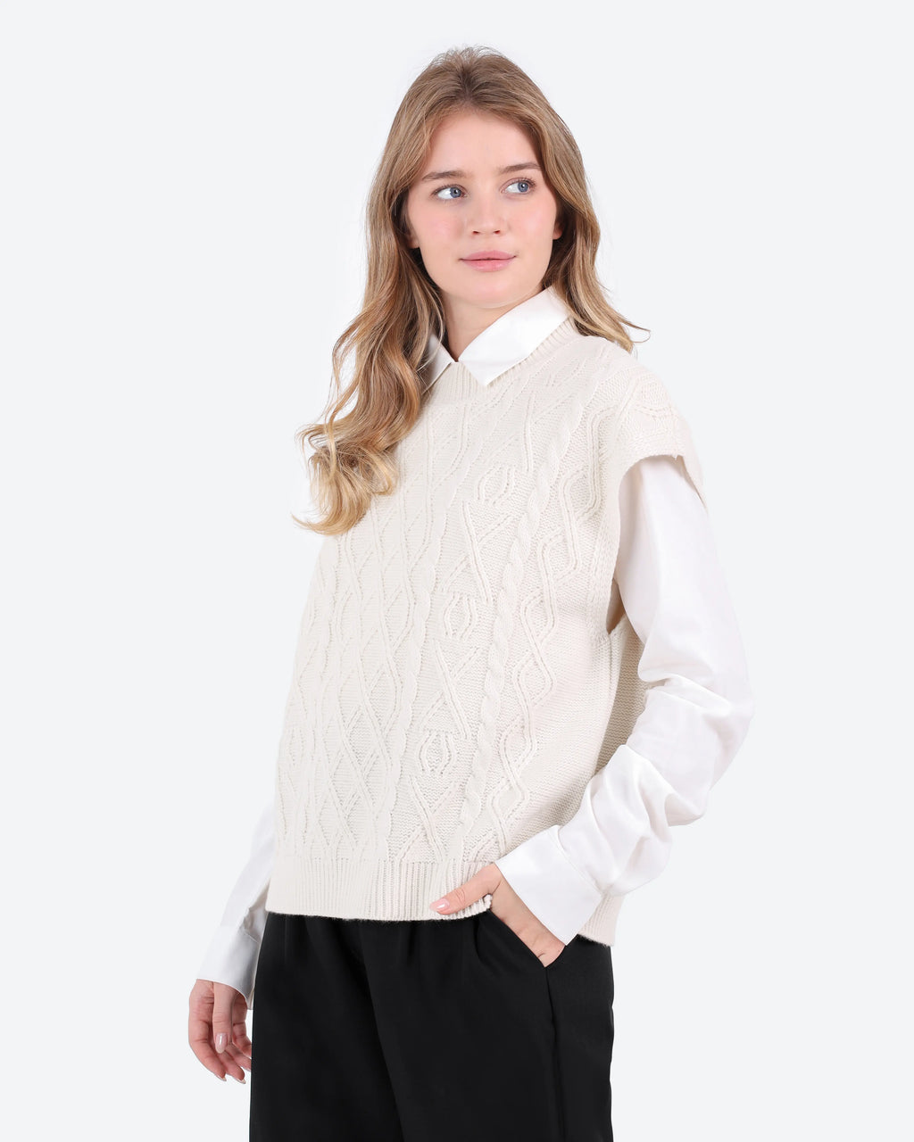Women's Cable Knit Vest