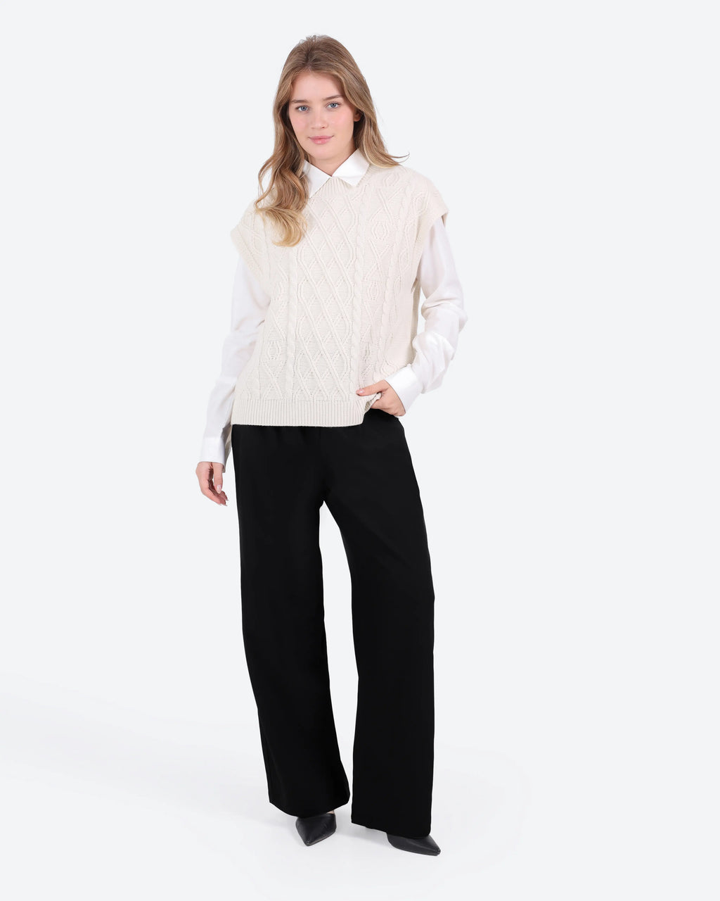 Women's Cable Knit Vest