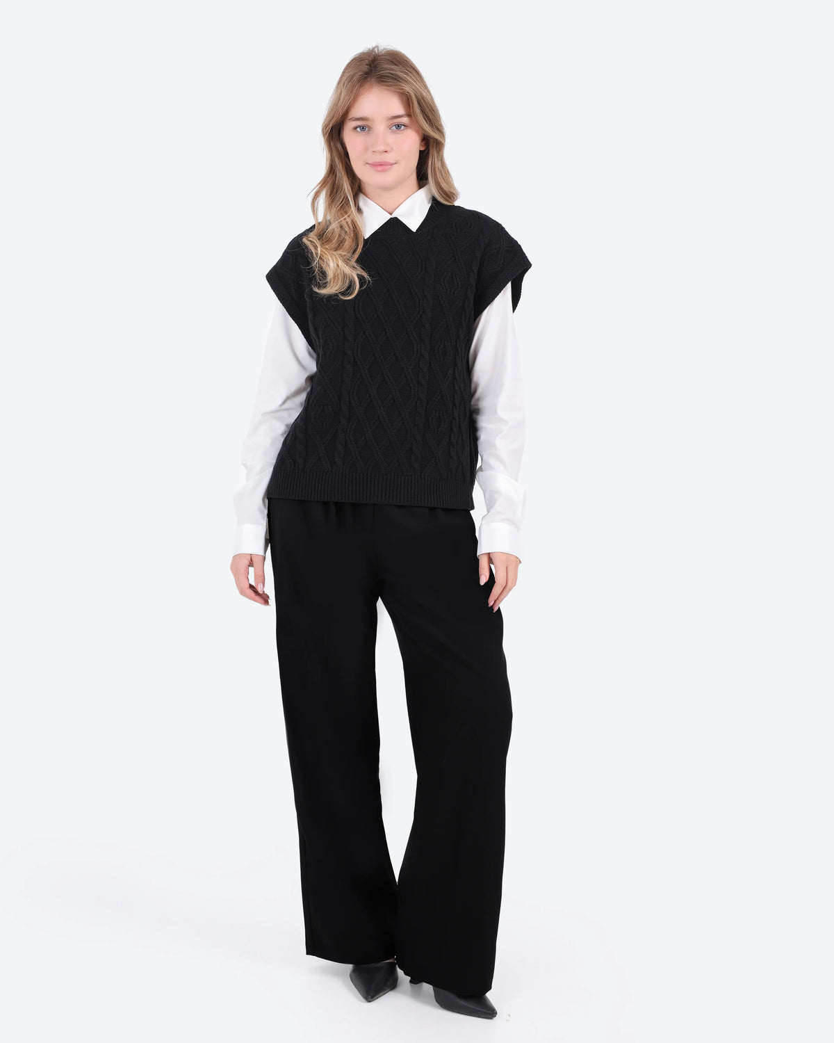 Women's Cable Knit Vest