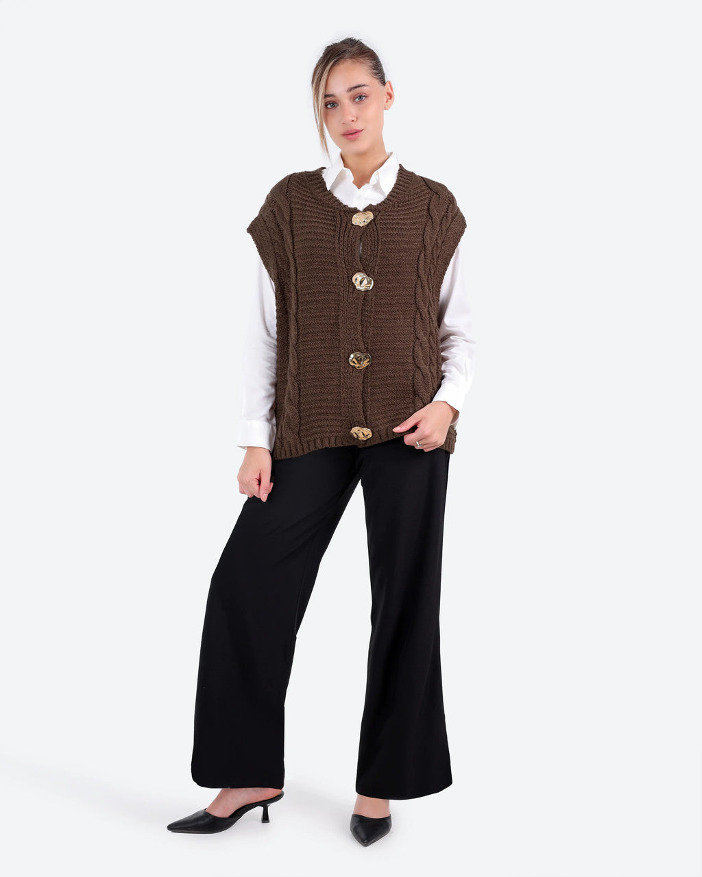 Women's Cable-Knit Buttoned Vest
