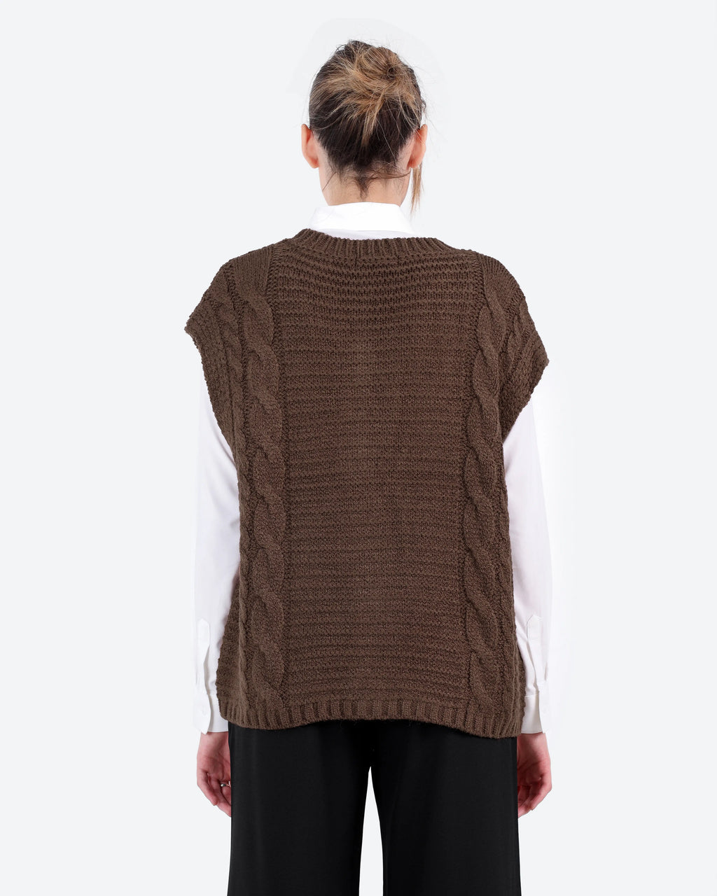 Women's Cable-Knit Buttoned Vest
