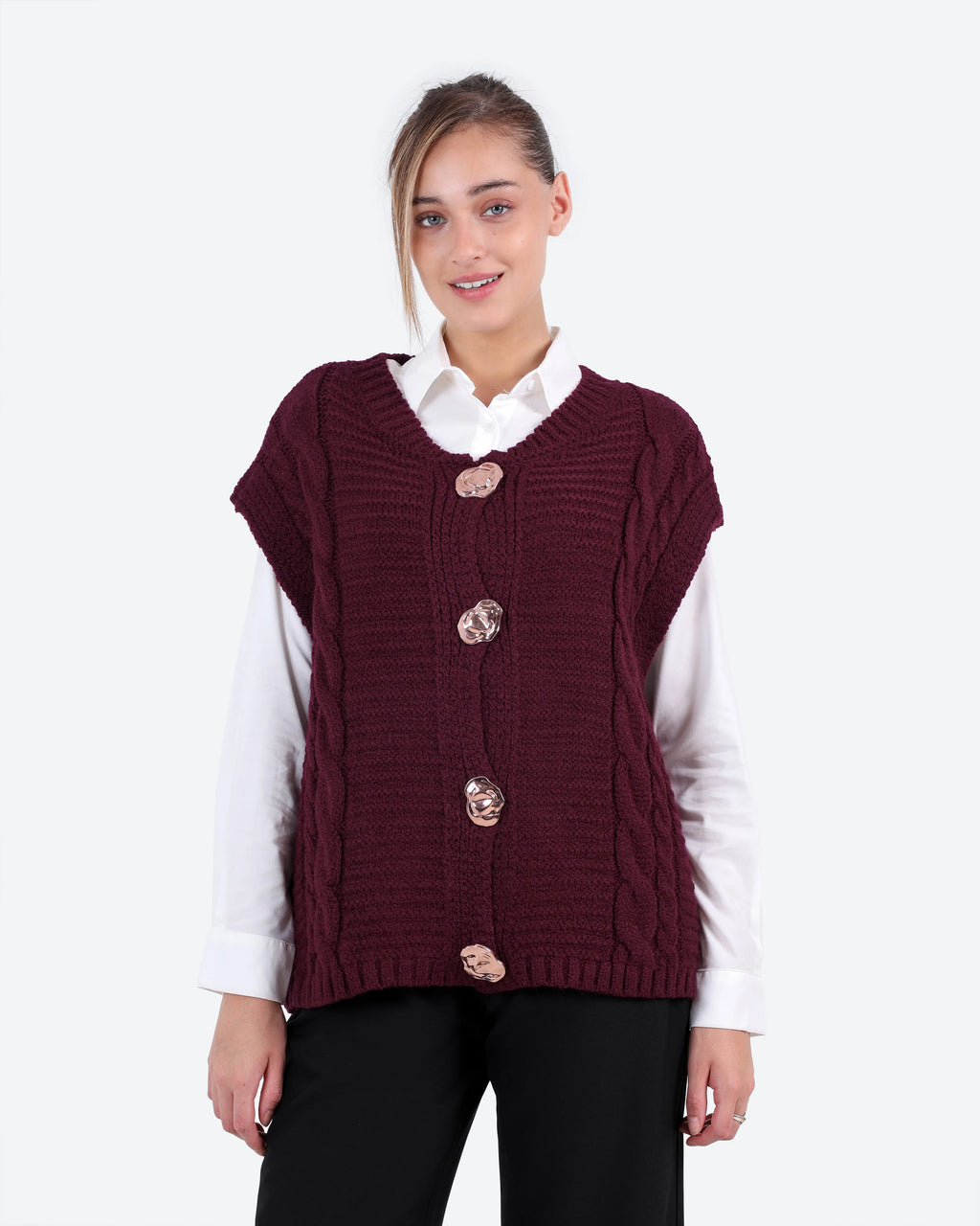 Women's Cable-Knit Buttoned Vest