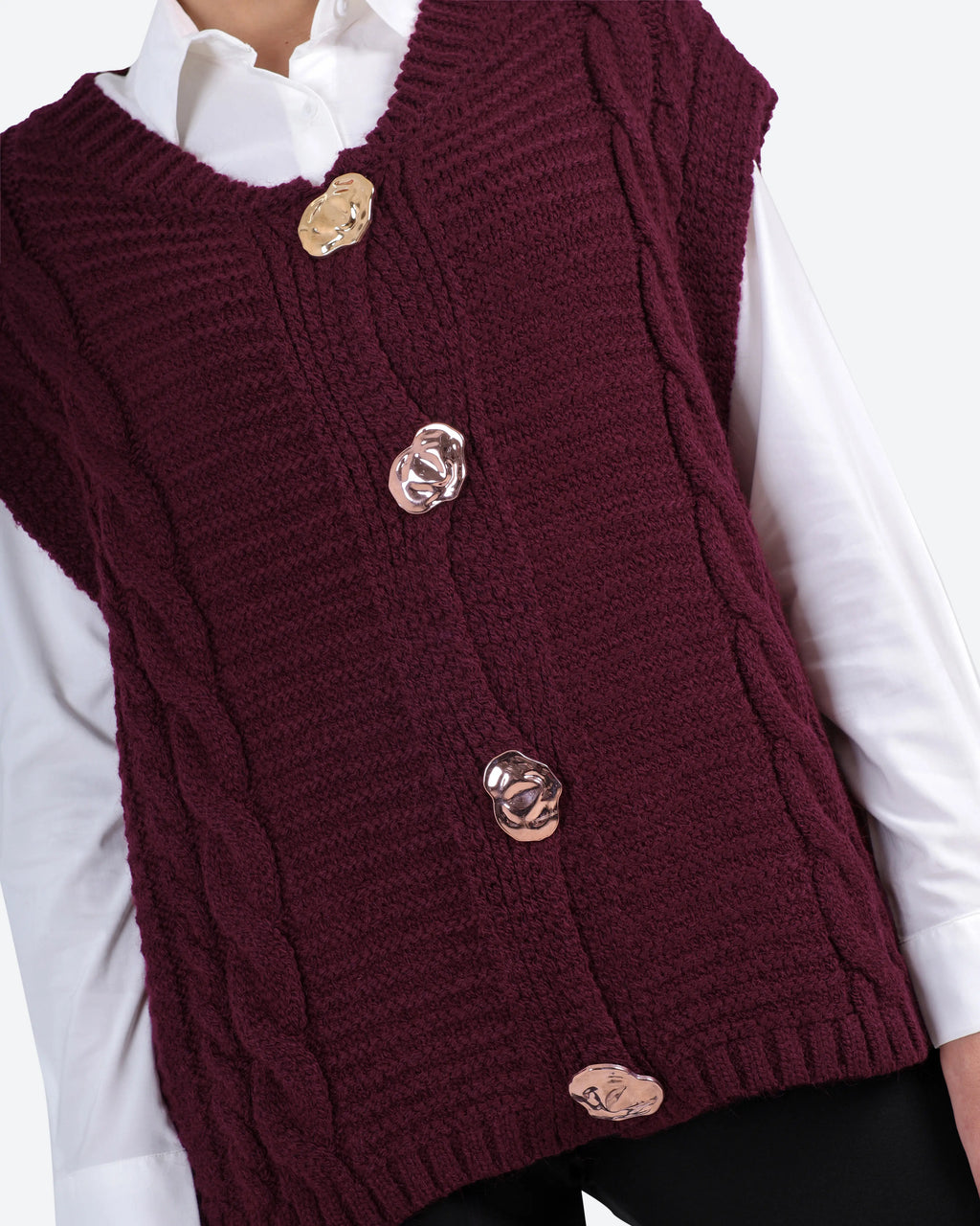 Women's Cable-Knit Buttoned Vest