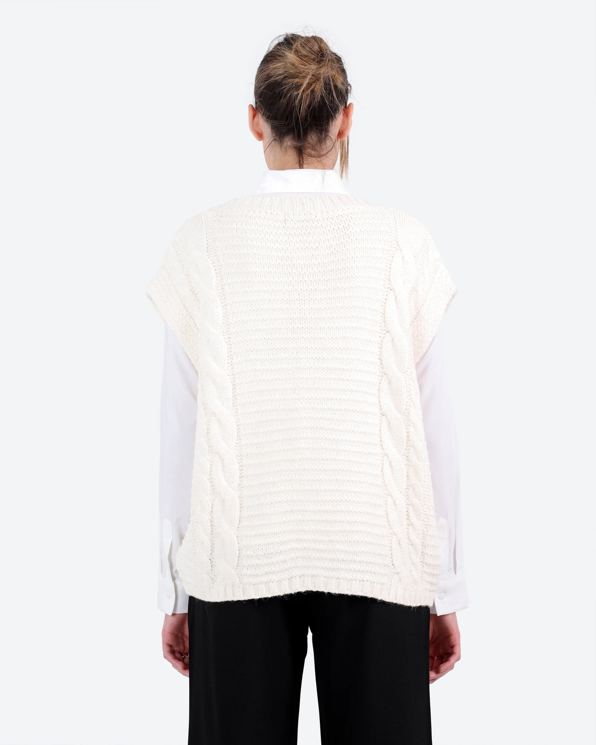 Women's Cable-Knit Buttoned Vest