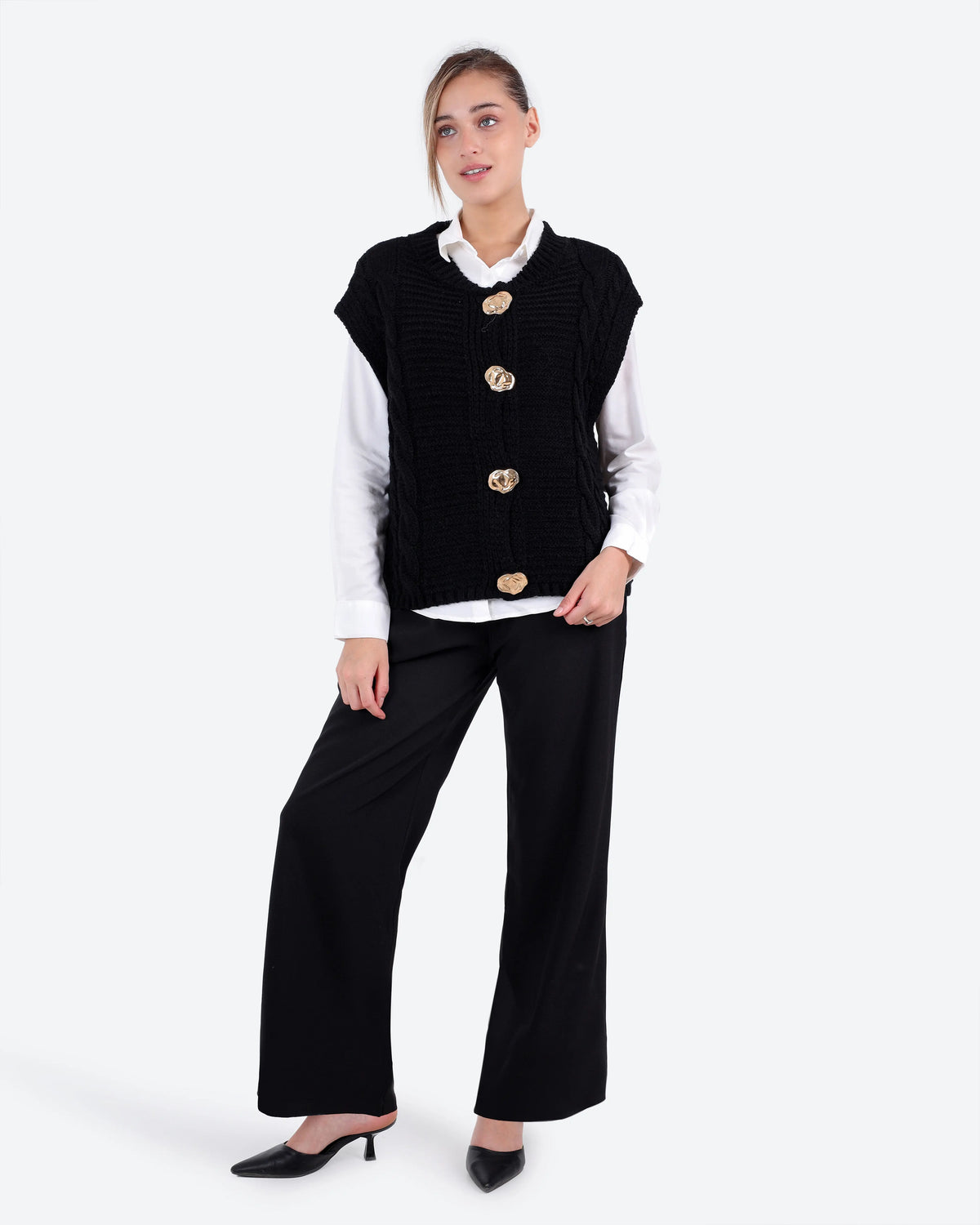 Women's Cable-Knit Buttoned Vest
